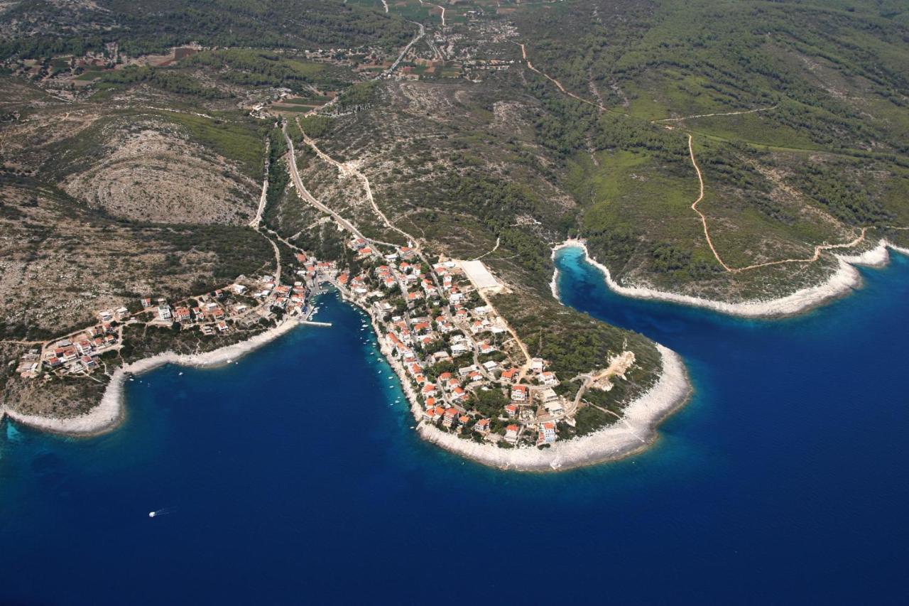 Apartments By The Sea Zavalatica, Korcula - 247 외부 사진