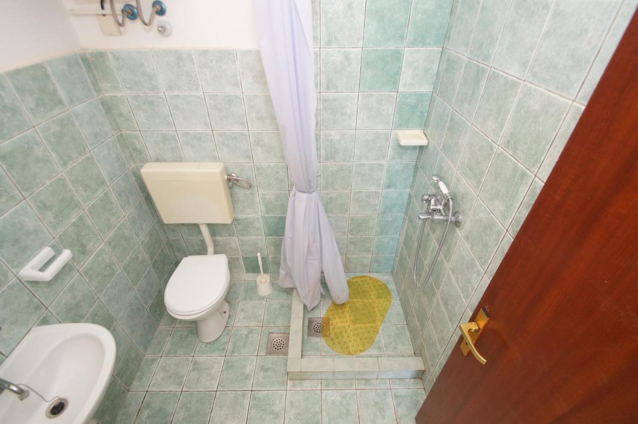 Apartments By The Sea Zavalatica, Korcula - 247 외부 사진